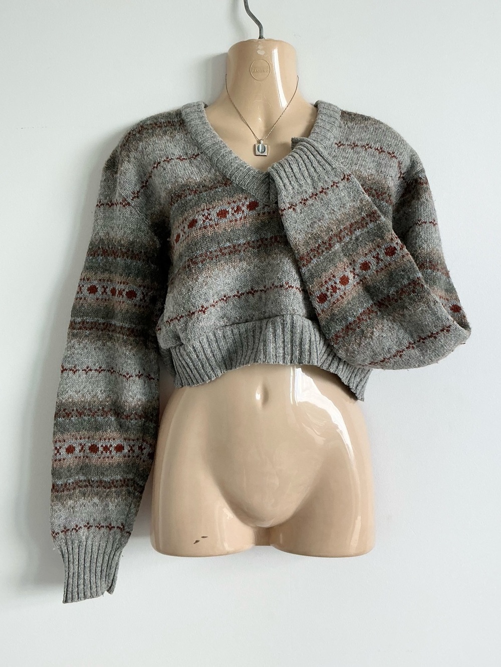 Vintage reworked Cropped Grey fair isle wool blend v neck Sweater